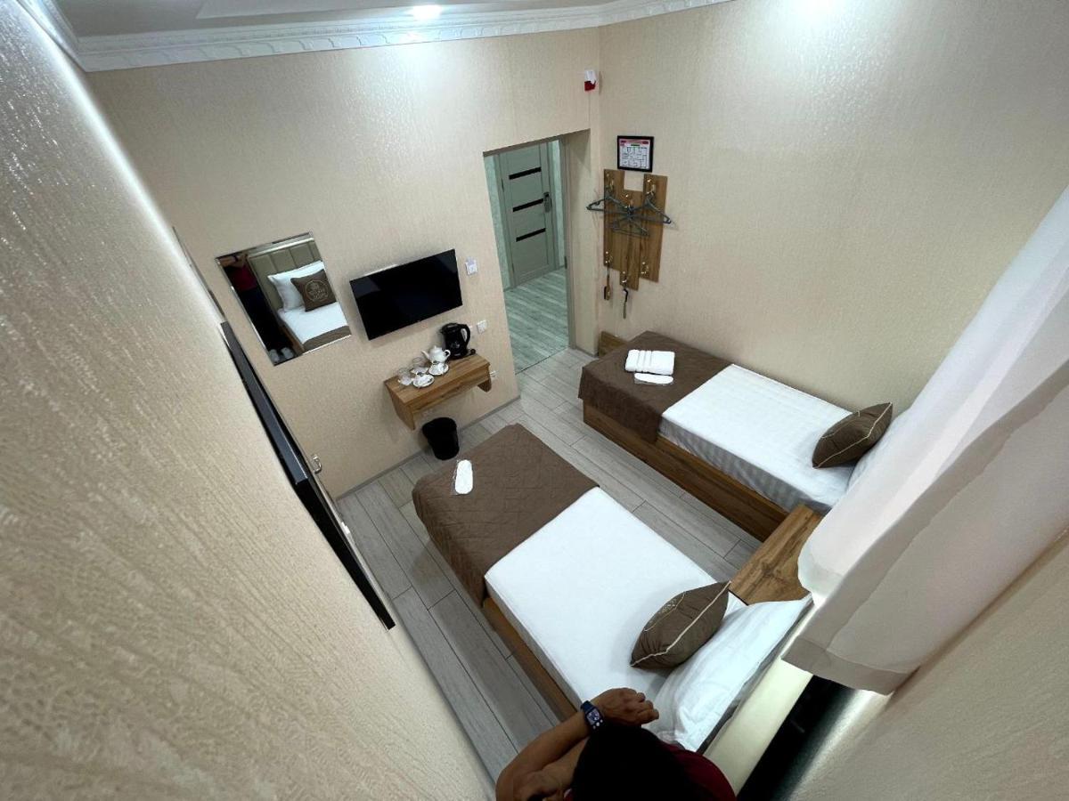 Barhat Hotel Tashkent Bagian luar foto