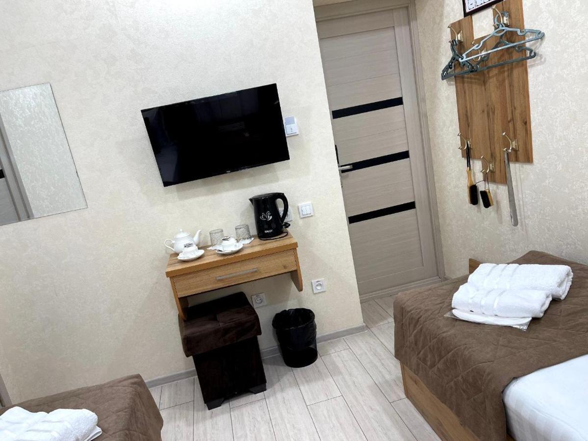 Barhat Hotel Tashkent Bagian luar foto