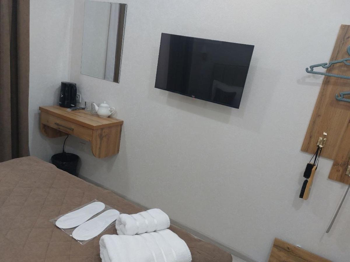 Barhat Hotel Tashkent Bagian luar foto