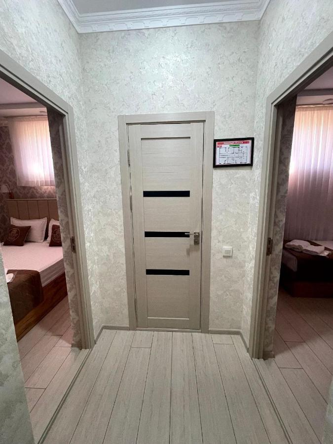 Barhat Hotel Tashkent Bagian luar foto