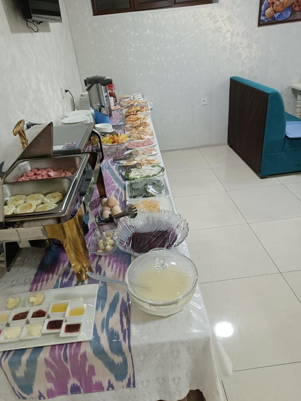 Barhat Hotel Tashkent Bagian luar foto